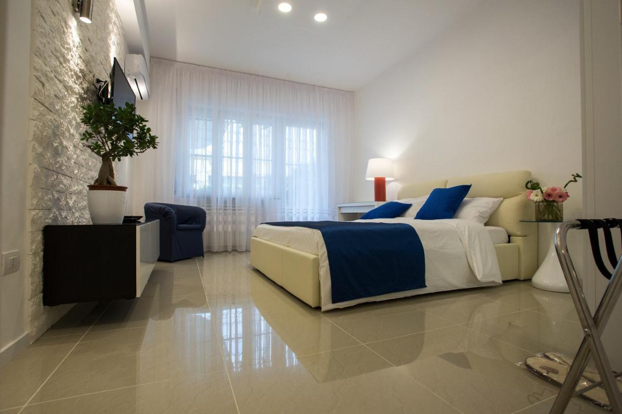 Casa Teresa Bed & Breakfast Napoli Exterior foto